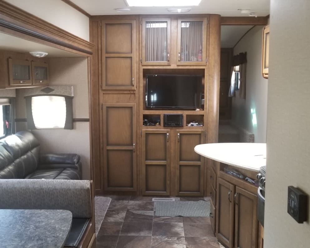 2016 Rezerve  by Crossroads RV for rent in K0H 2W0