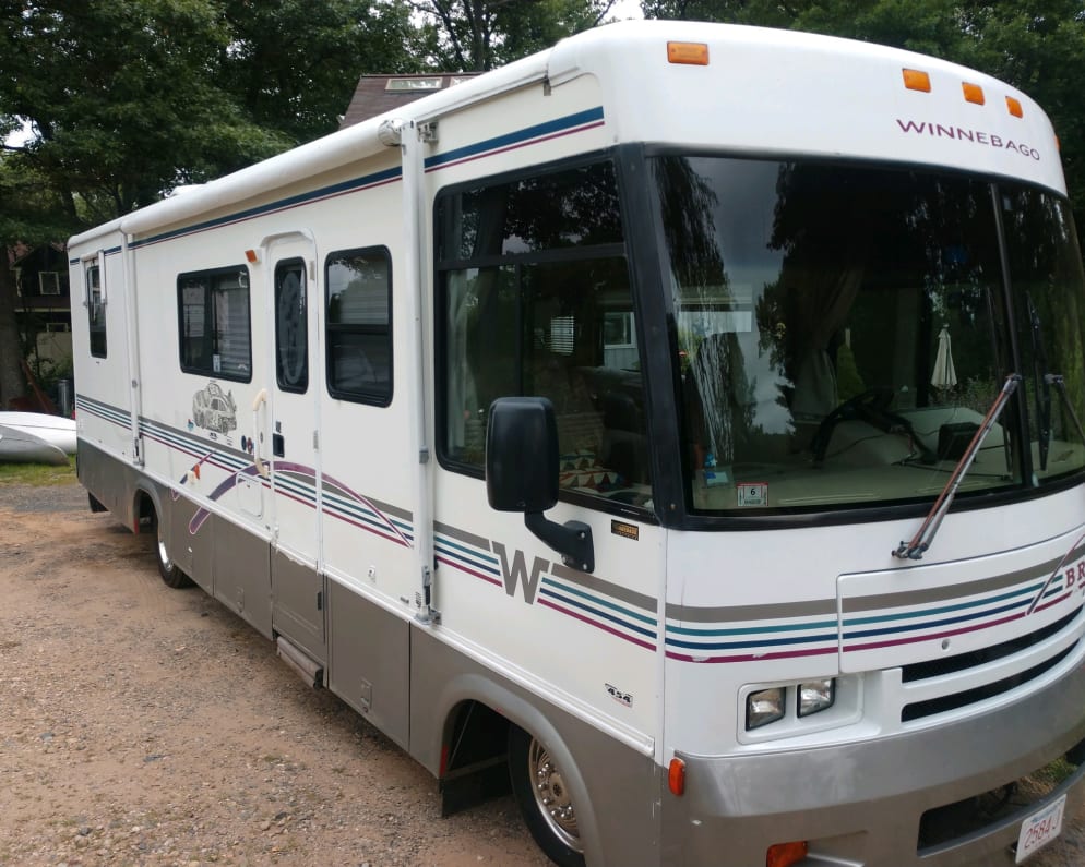 2000 Class A RV for Rent in Southwick, Massachusetts
