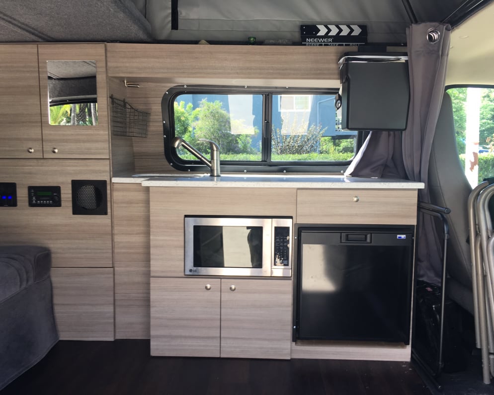 Full Kitchen Set Up! (Microwave, fridge, running water, stove, spice rack &amp; more)