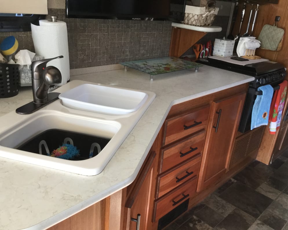 2016 Class A RV for Rent in Valrico, Florida