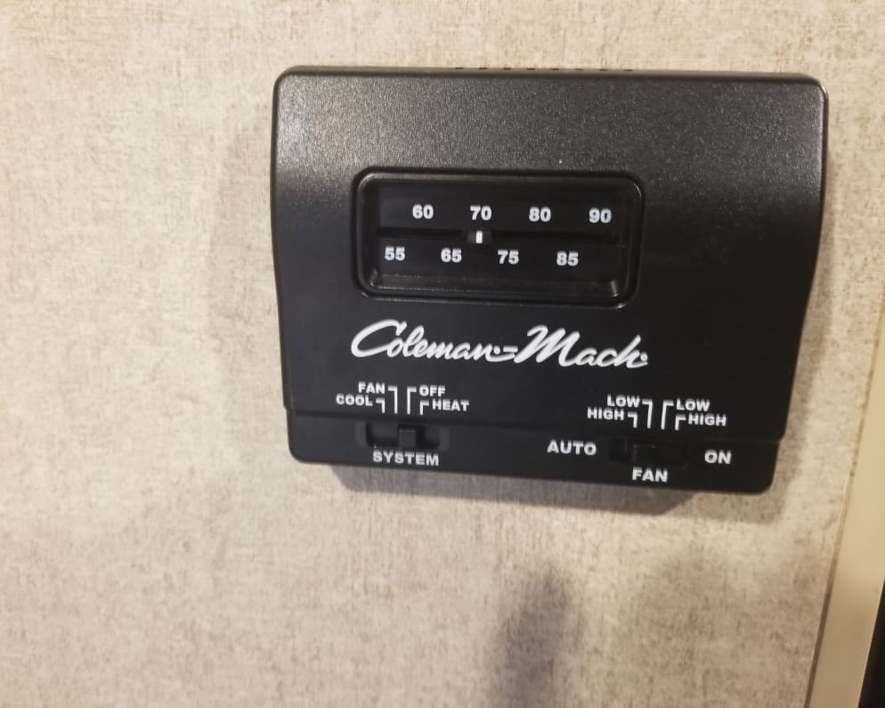 2018 Starcraft Autumn Ridge available for rent in Rockford Illinois