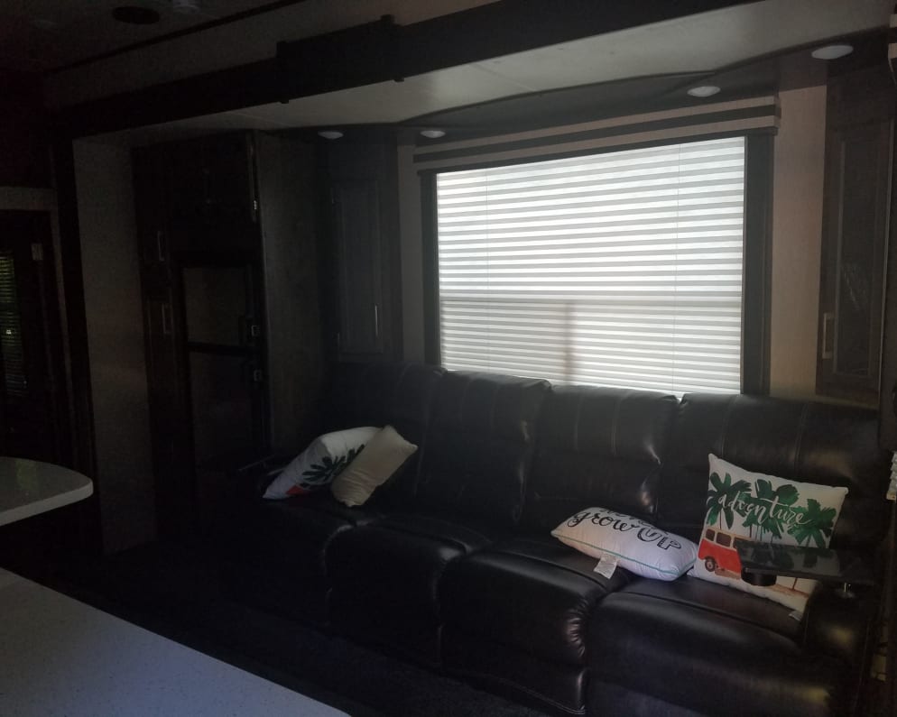 2018 Toy Hauler RV for Rent in China Grove, North Carolina