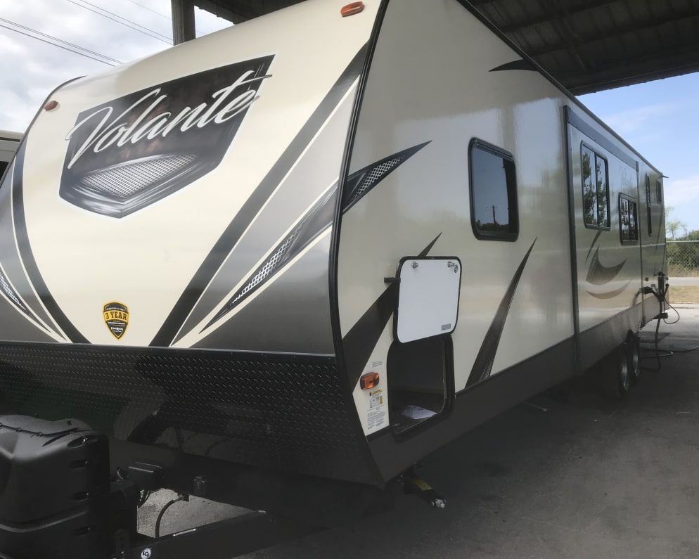 2019 keystone / Crossroads Volante Travel Trailer for rent in Huntington Beach California