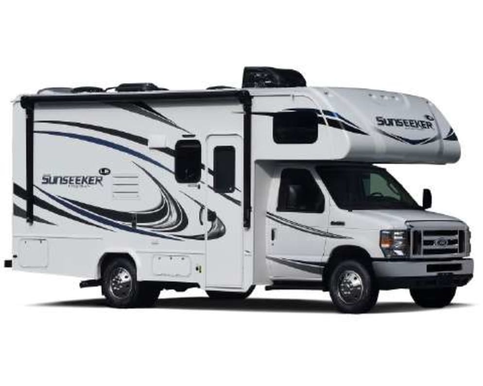 2021 Class C RV for Rent in StEustache, Quebec
