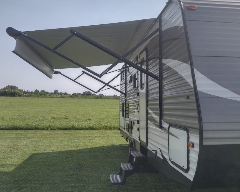 2017 Coleman 244BH available for rent in Aylmer Ontario