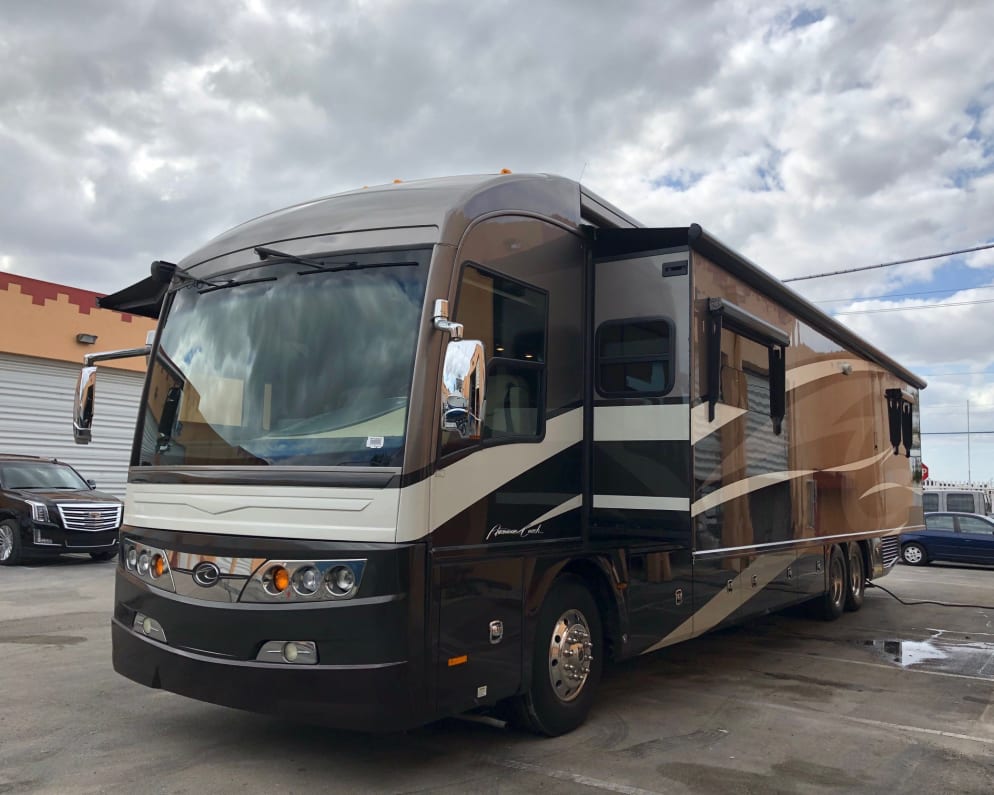 2016 American Coach American Eagle Class A for rent in Miami Florida