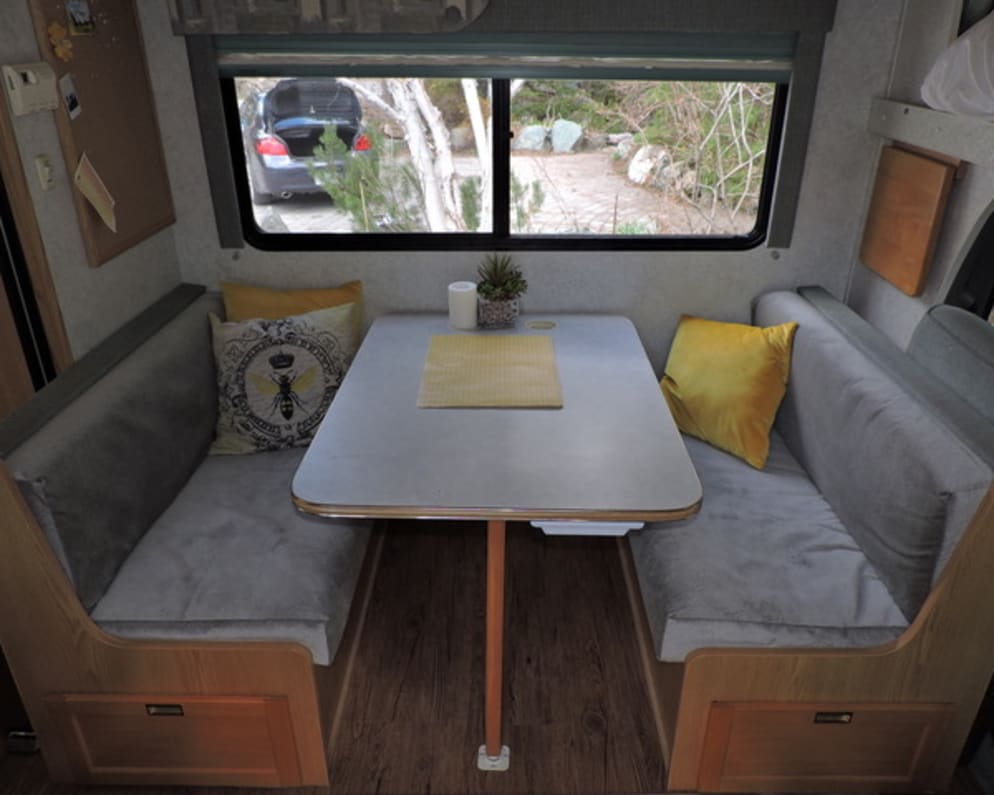 2002 Spirit  by Itasca for rent in V0N 2L0