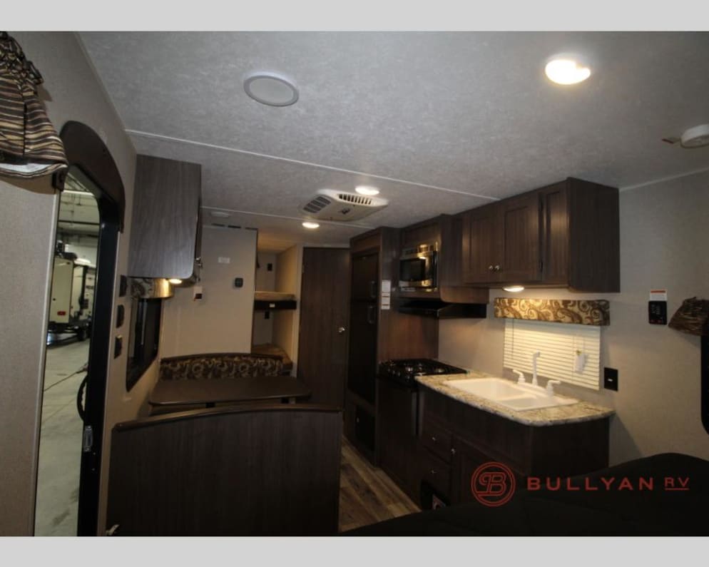 New rv perfect for families with young childrens.