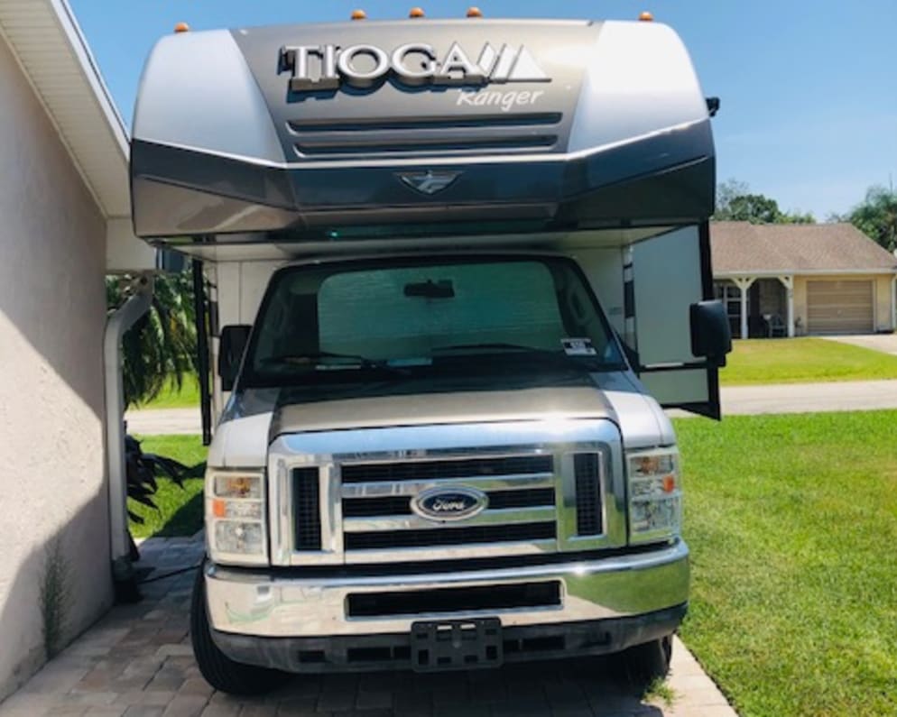 2011 Tioga Tioga Motorhome available for rent in Sebastian Florida