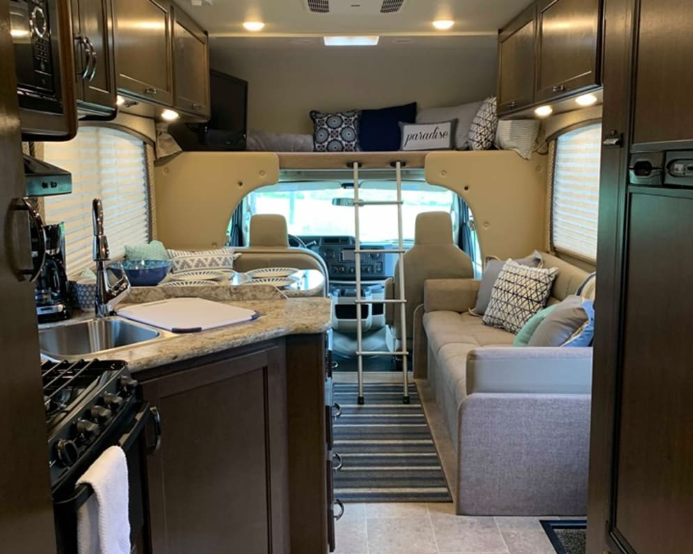 2017 Class C RV for Rent in Micco, Florida