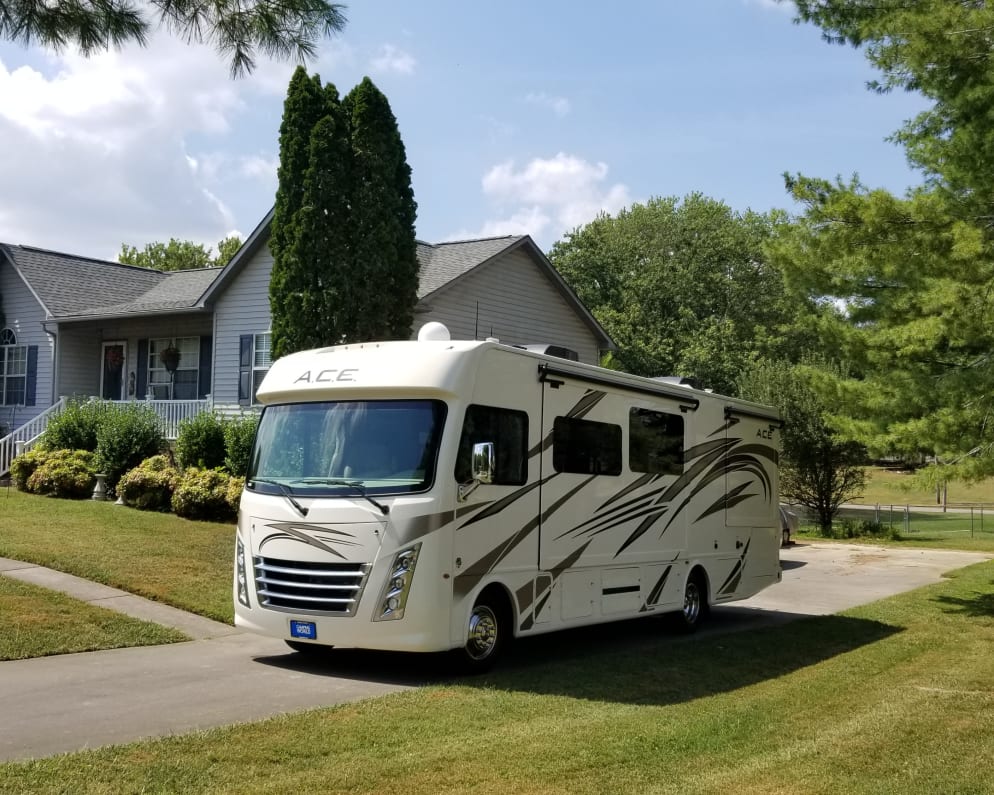 2019 Thor A.C.E. available for rent in Maryville Tennessee