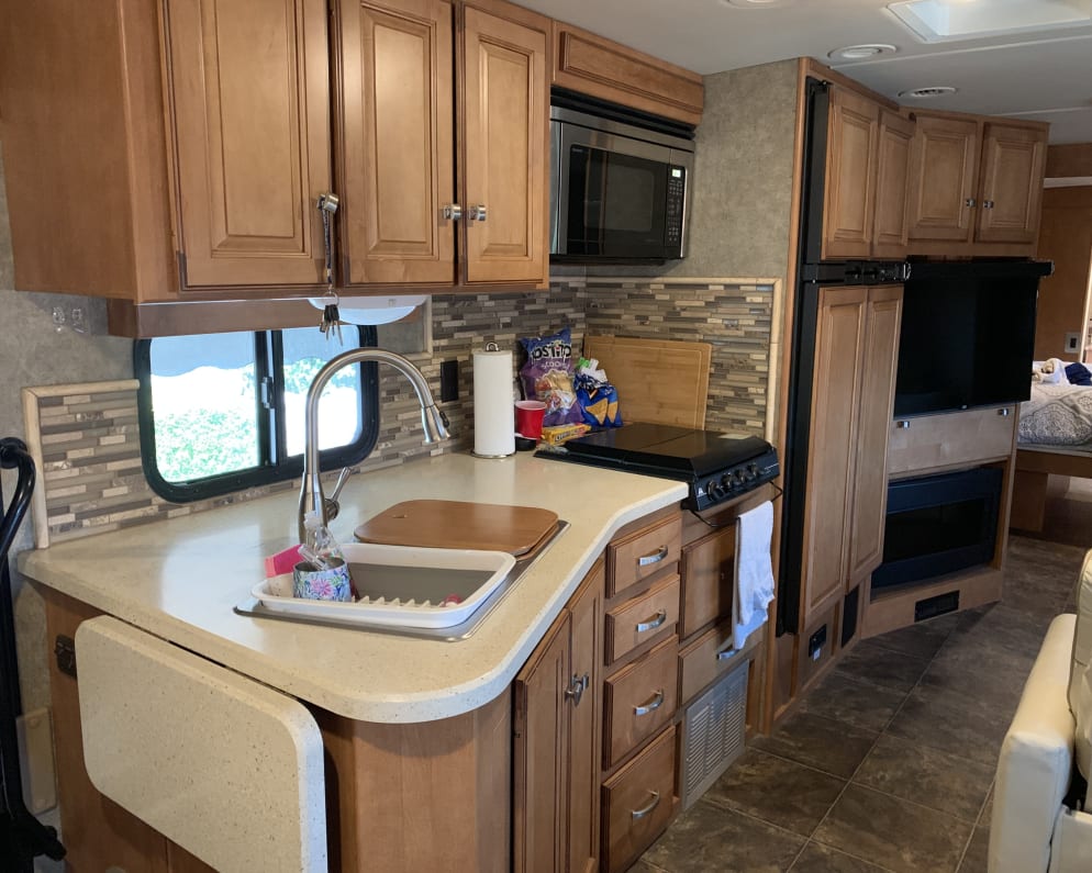 2014 Itasca Sunstar available for rent in San Diego California