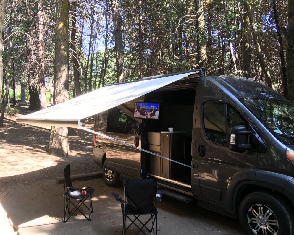 2019 Carado Banff