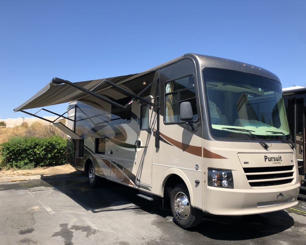 2017 Coachmen Pursuit