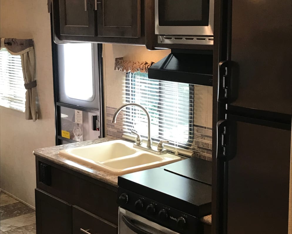 2015 Surveyor  by Forest River for rent in 35010