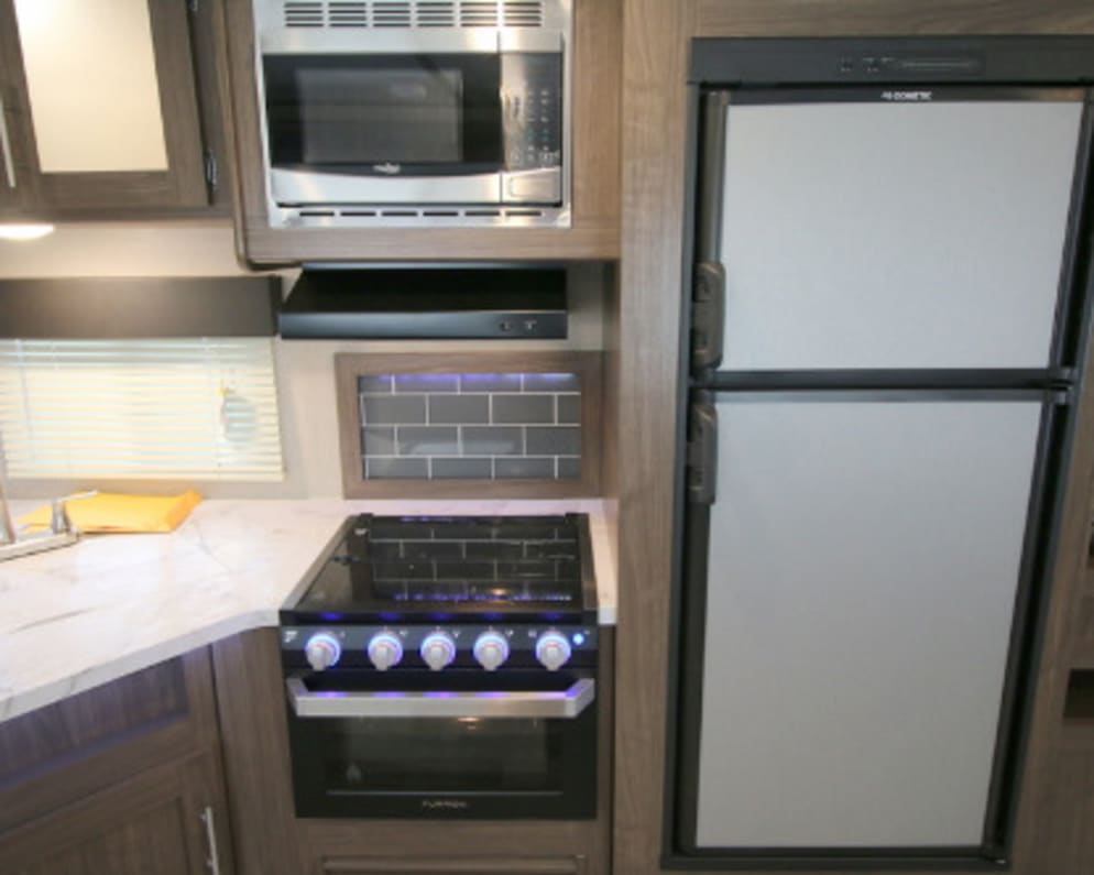 2020 Hideout  by Keystone for rent in 98837