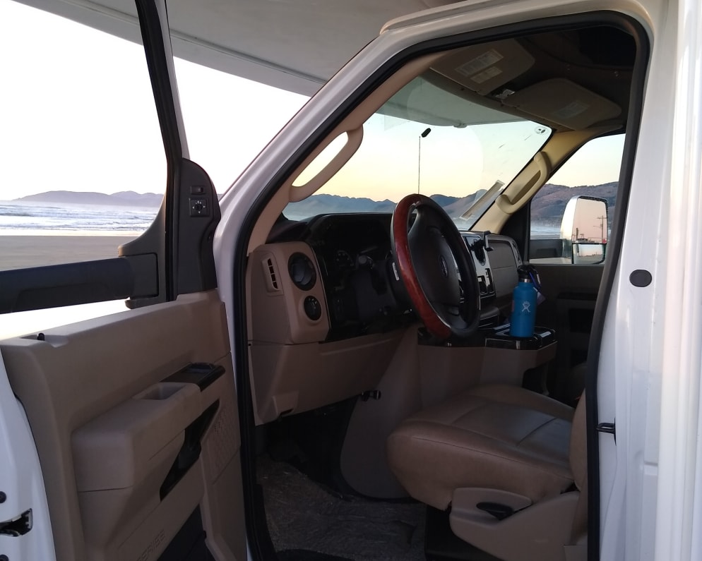 2018 Class C RV for Rent in Arroyo Grande, California