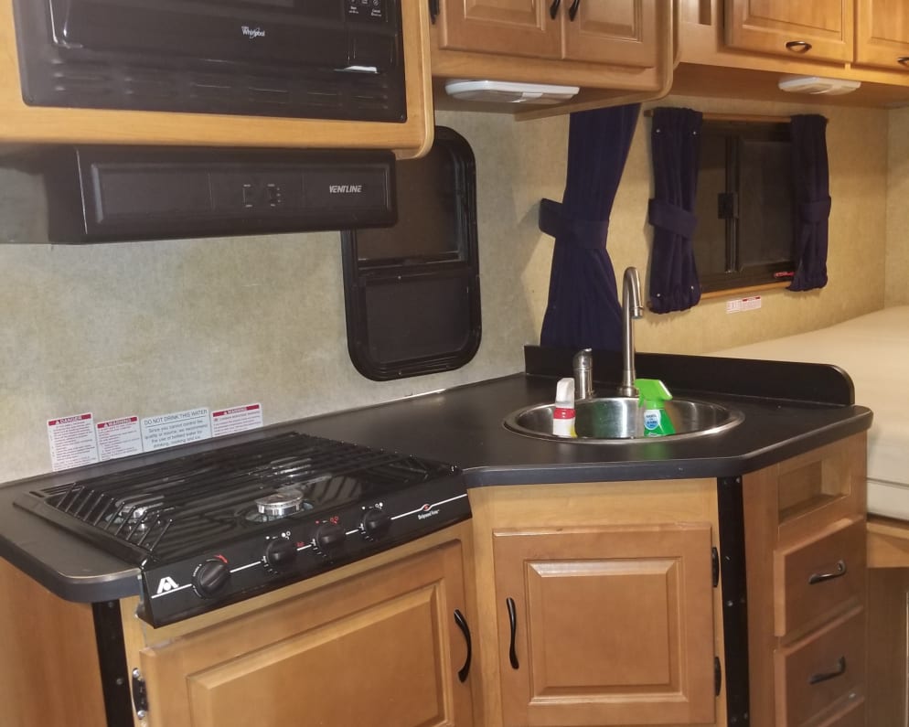 2015 Thor Motor Coach Four Winds Majestic Class C for rent in Denver Colorado