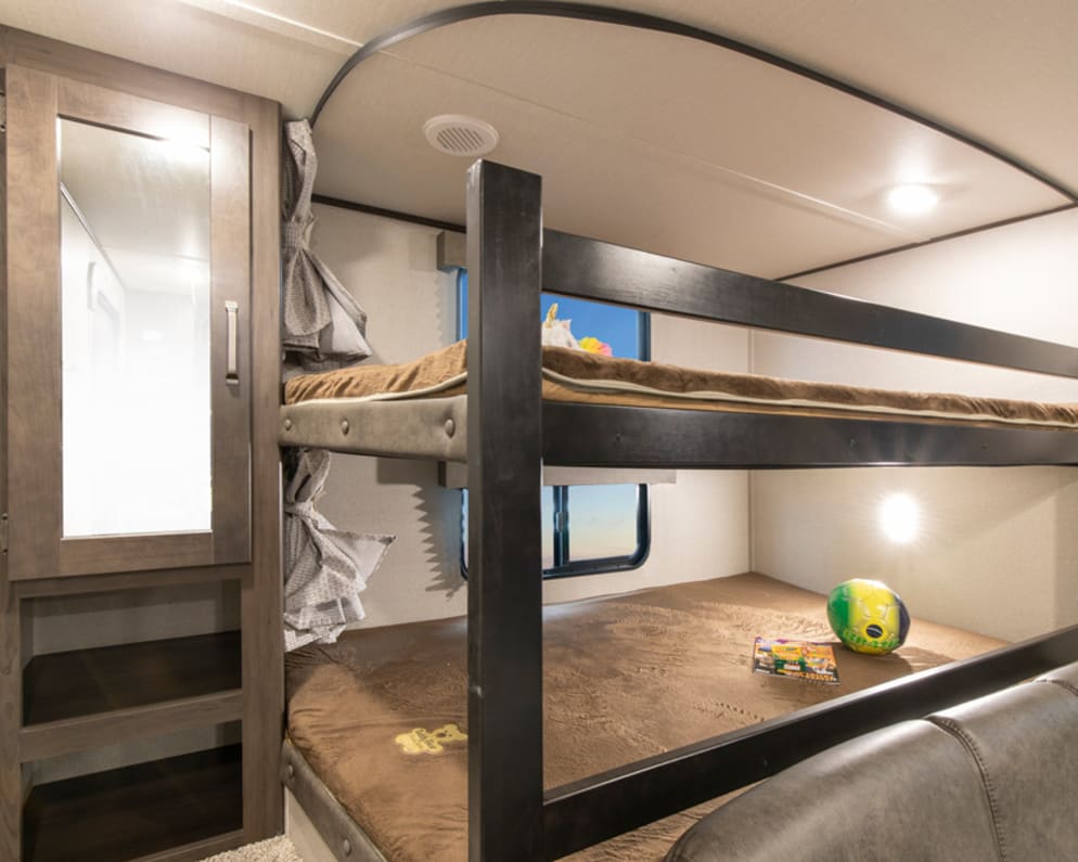 2020 Grand Design Transcend available for rent in Peoria Arizona