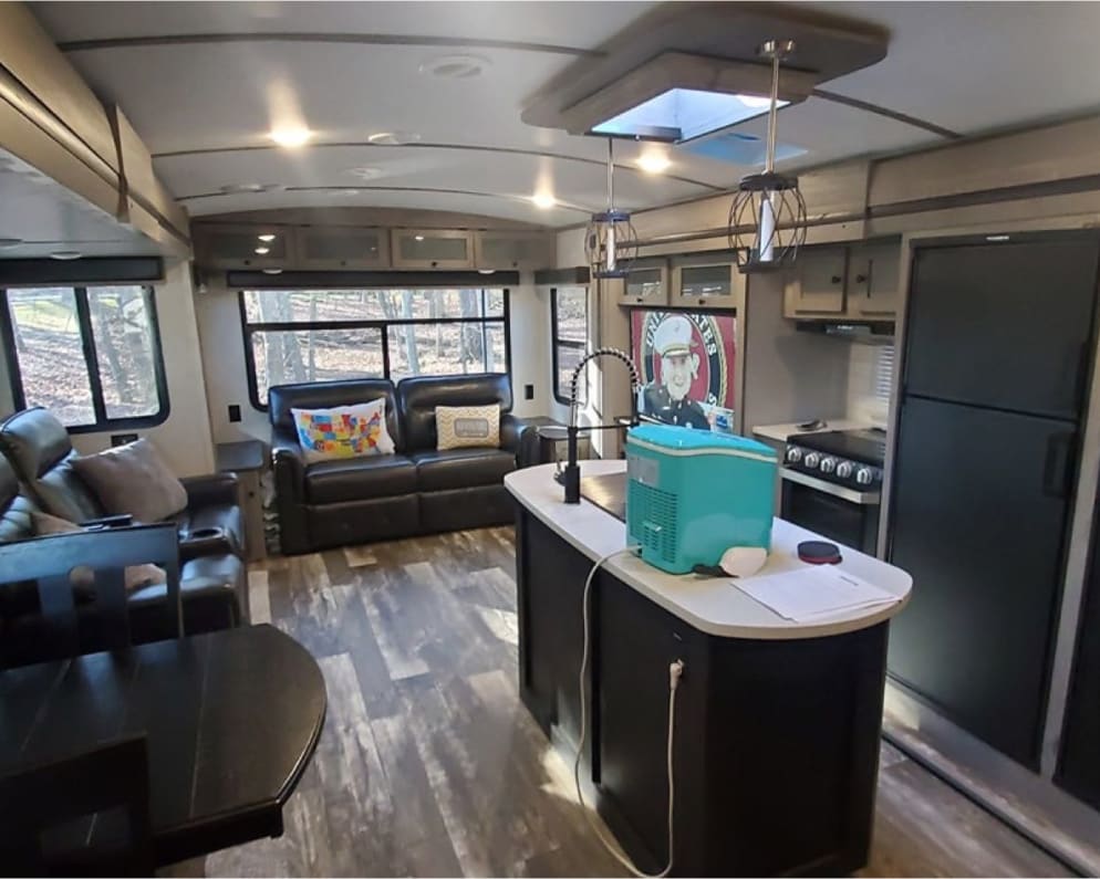 2020 Travel Trailer RV for Rent in Charleston, Tennessee