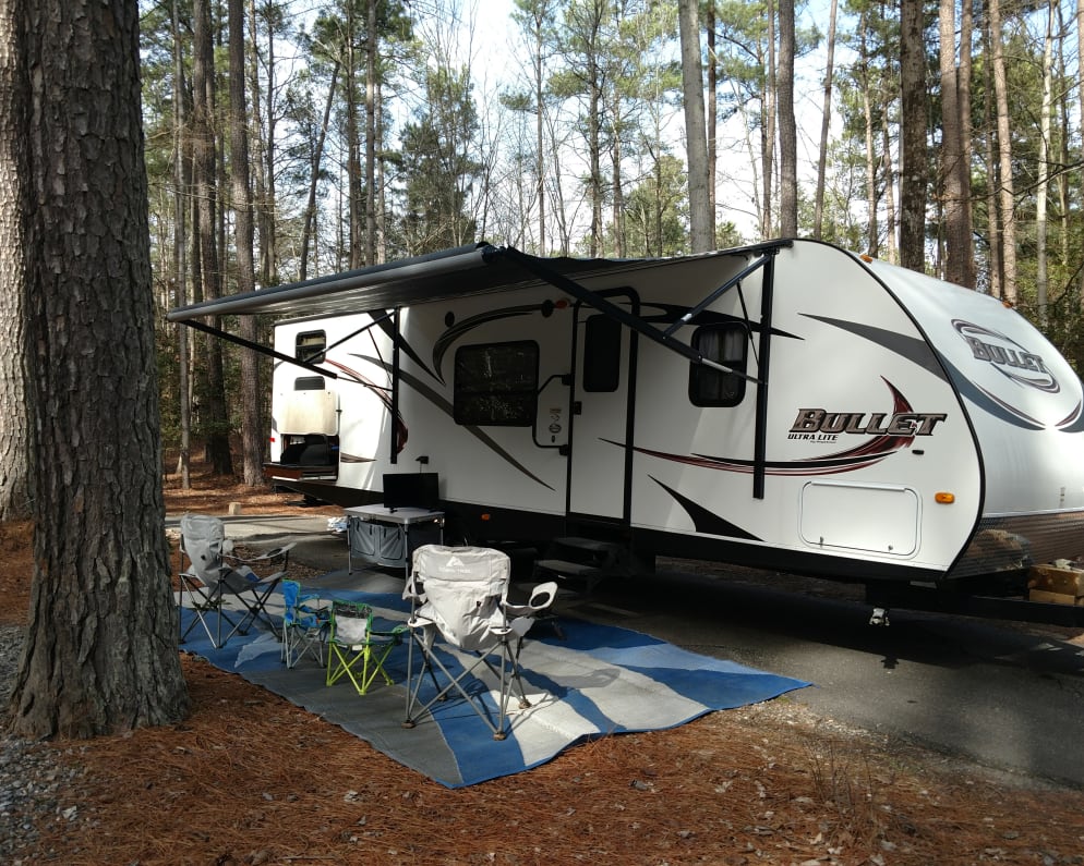 Perfect Family Camper, Will provide everything you need to camp and have a great time.  Outdoor Kitchen, Outdoor smart TV--Very well maintained camper