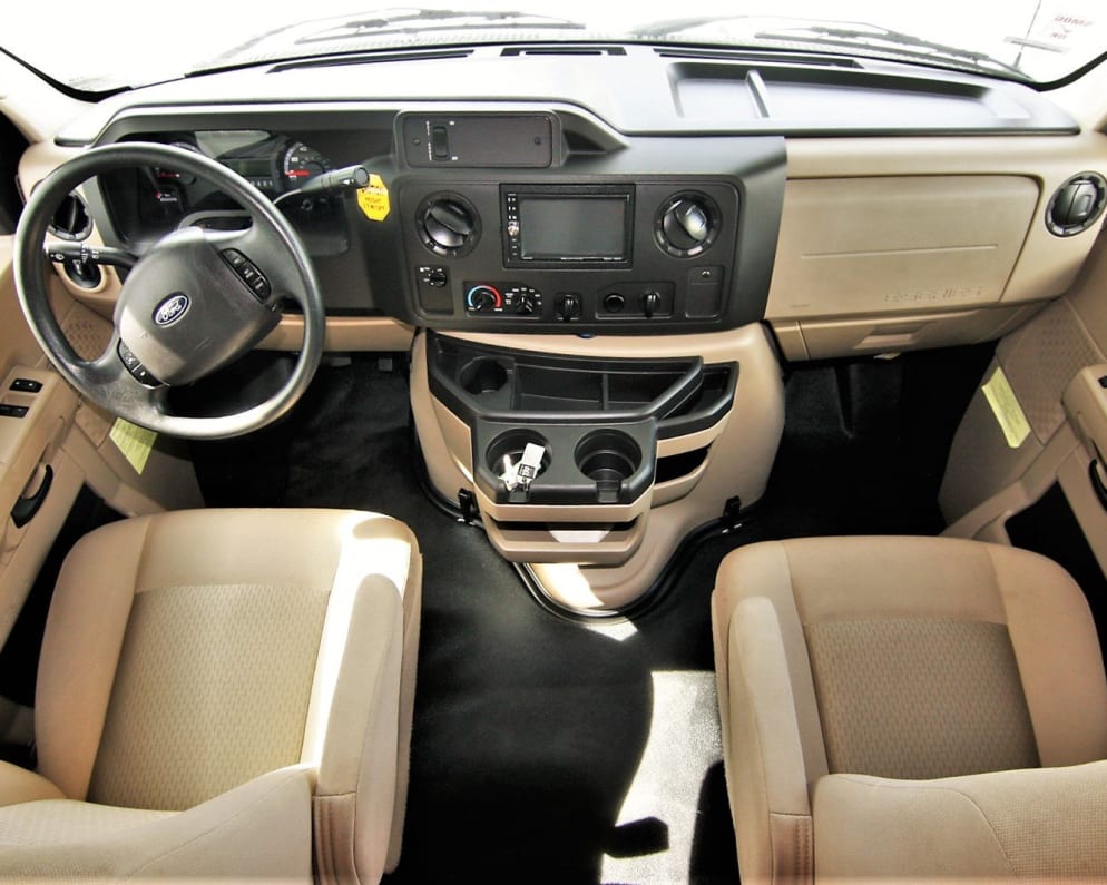 2019 Outlook  by Winnebago for rent in 93065