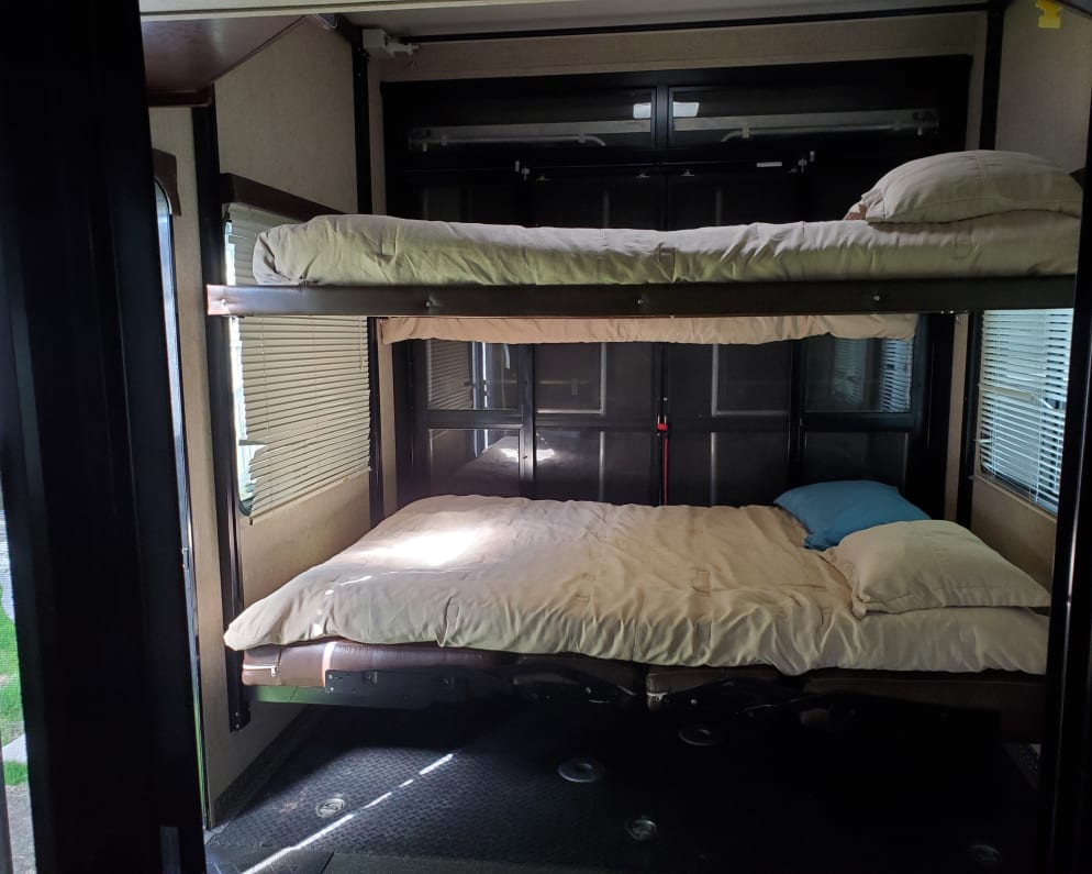 2014 Heartland Cyclone available for rent in Smithville Missouri