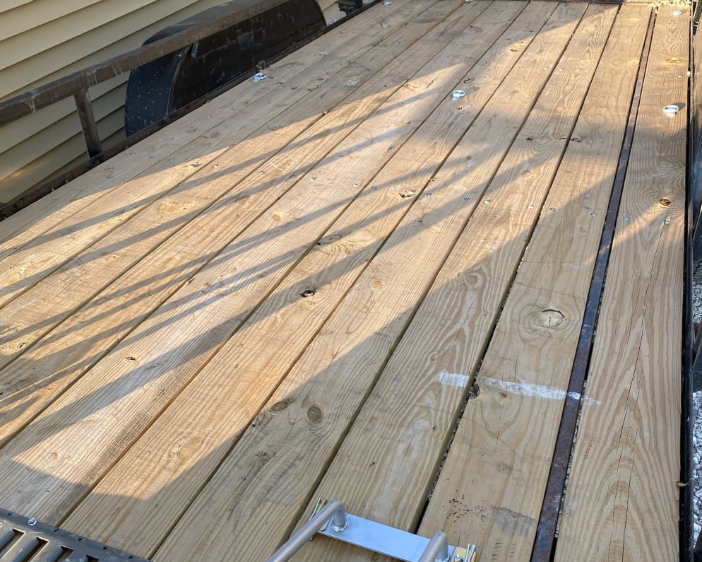 New decking with 8 tie-down points.