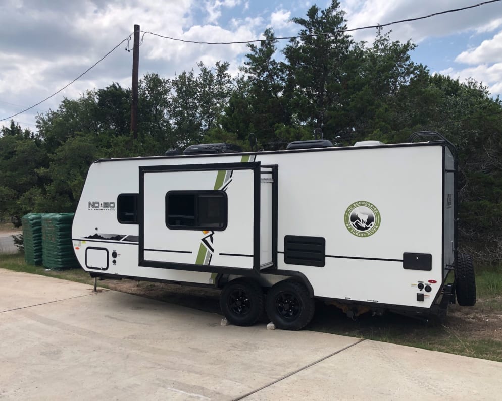 2020 Travel Trailer RV for Rent in Dripping Springs, Texas