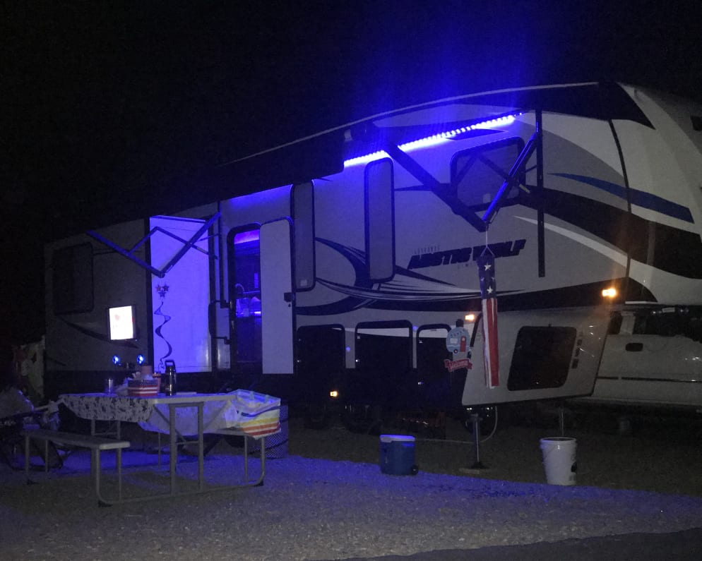 2019 Forest River Cherokee Wolf Pack Fifth Wheel for rent in San Marcos California