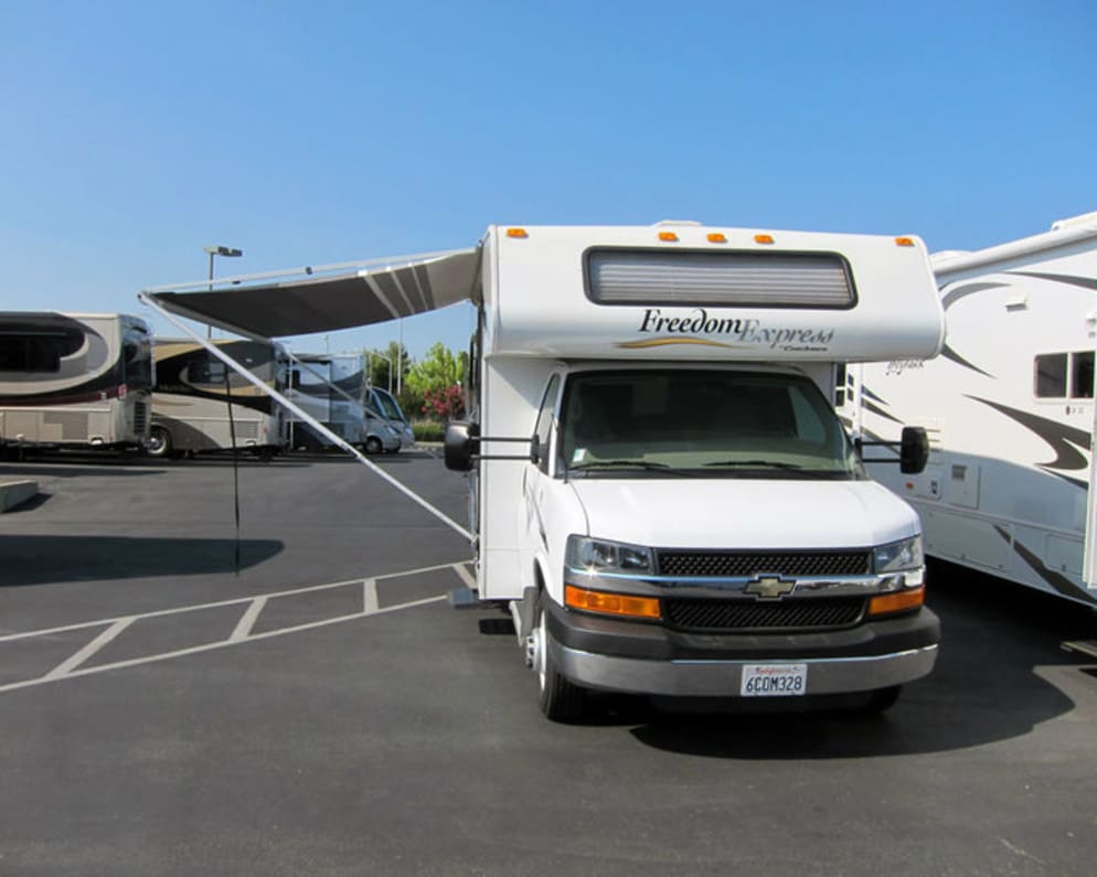 2008 Class C RV for Rent in Freedom, California