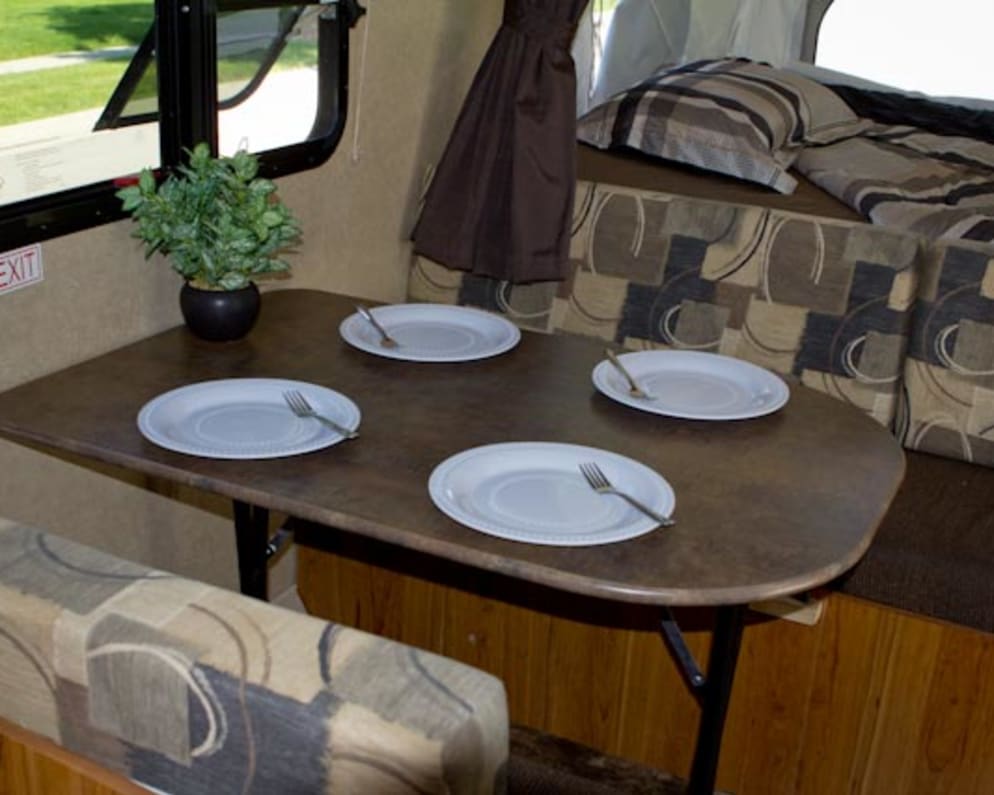 2015 Launch Extreme Hybrid  by Starcraft for rent in 80537