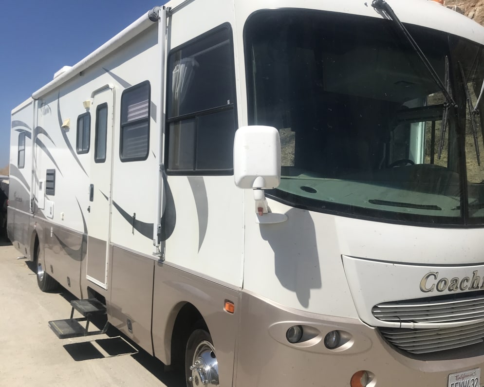 2004 Class A RV for Rent in Norco, California