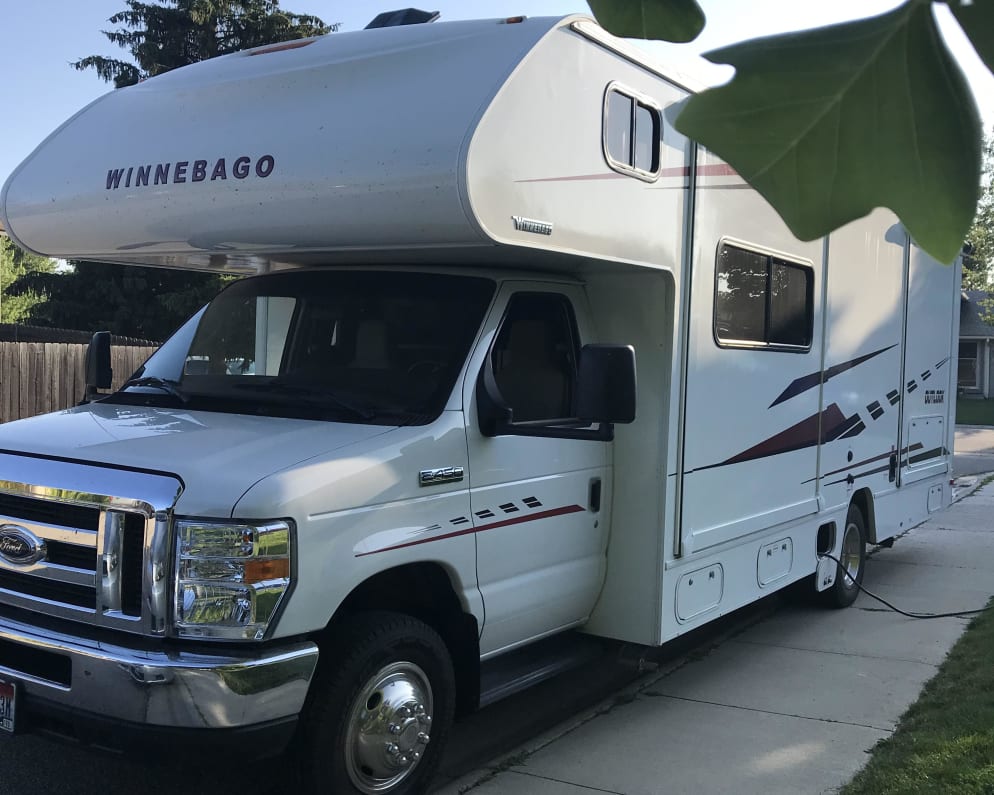 2019 Winnebago Outlook