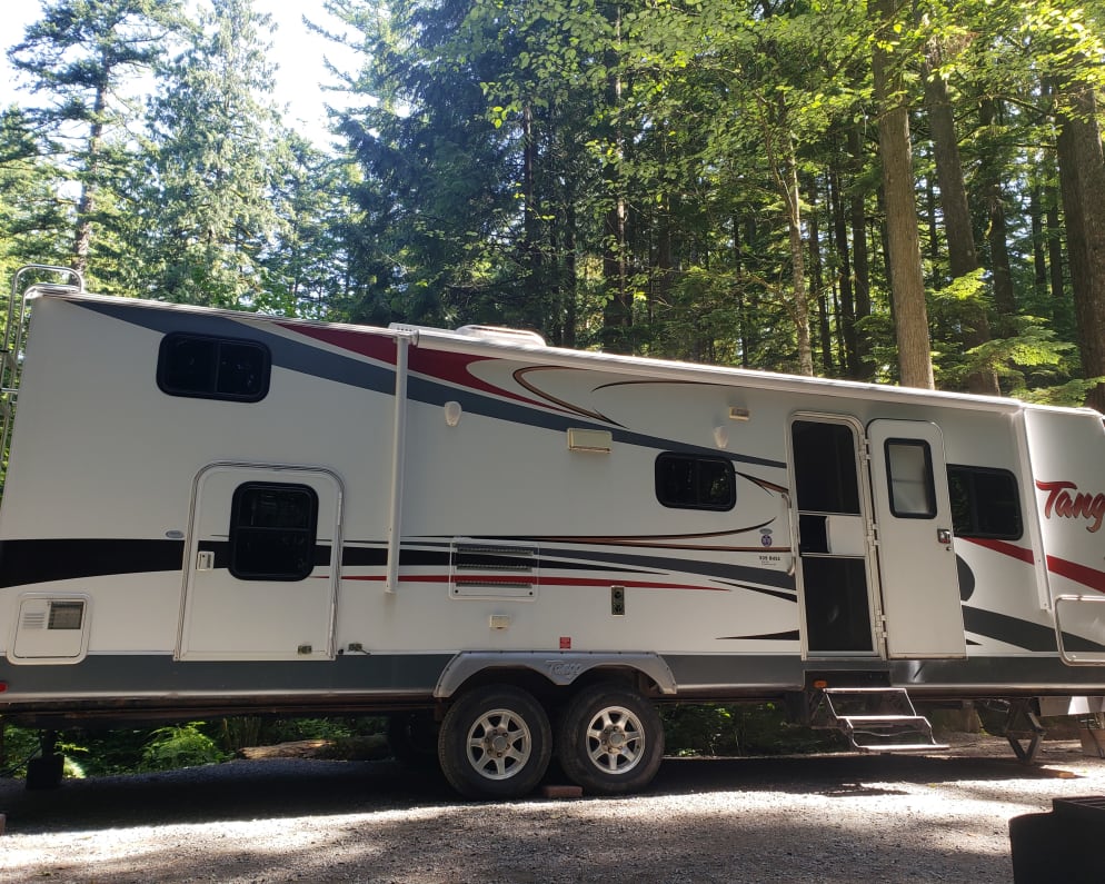 2010 Tango  by Pacific Coachworks for rent in v3c2t7
