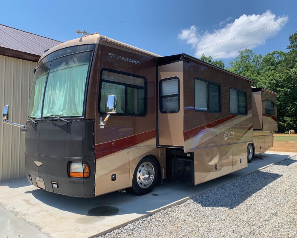 2006 Class A RV for Rent in Williamson,