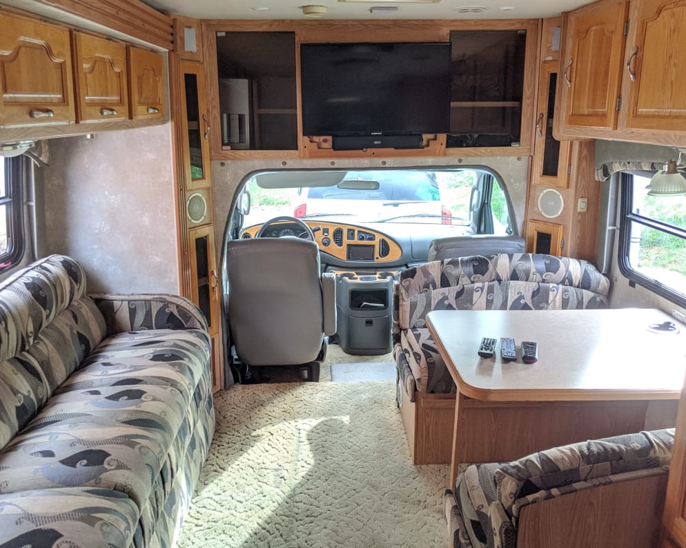 Class C RV for Rent in New Market, Virginia
