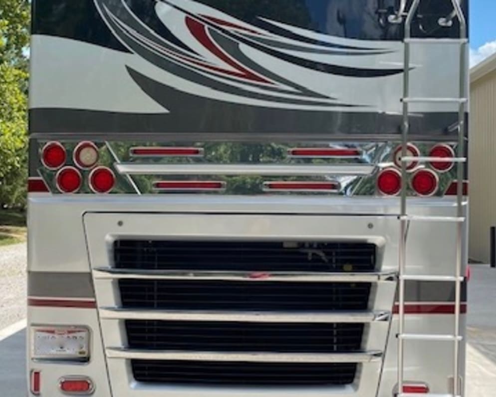 2015 Charleston Charleston Motorhome Class A for rent in Grand Rapids Ohio