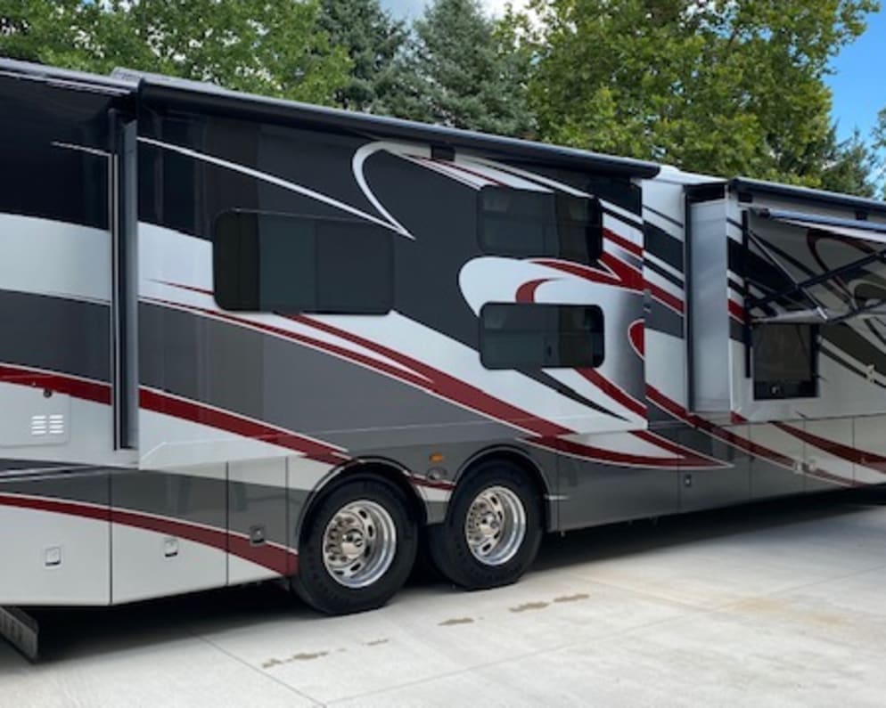 2015 Charleston Motorhome  by Charleston for rent in 43522