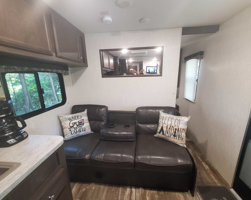 2019 Autumn Ridge  by Starcraft for rent in 74021