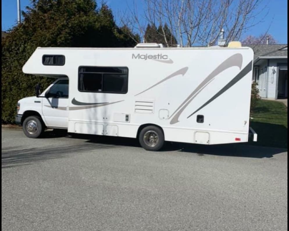 2012 Thor Majestic available for rent in Qualicum Beach British Columbia