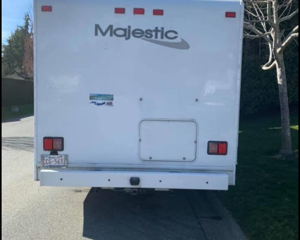 2012 Thor Majestic Class C for rent in Qualicum Beach British Columbia