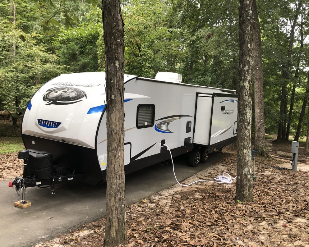 2021 Cherokee Alpha Wolf  by Forest River for rent in 29726