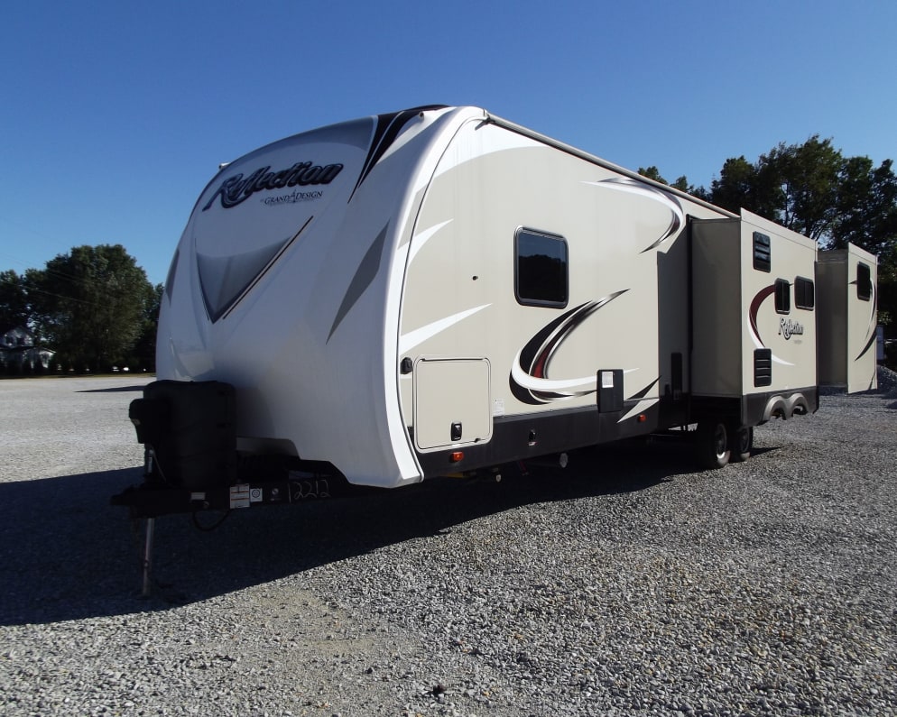 Travel Trailer RV for Rent in Mitchell, Indiana