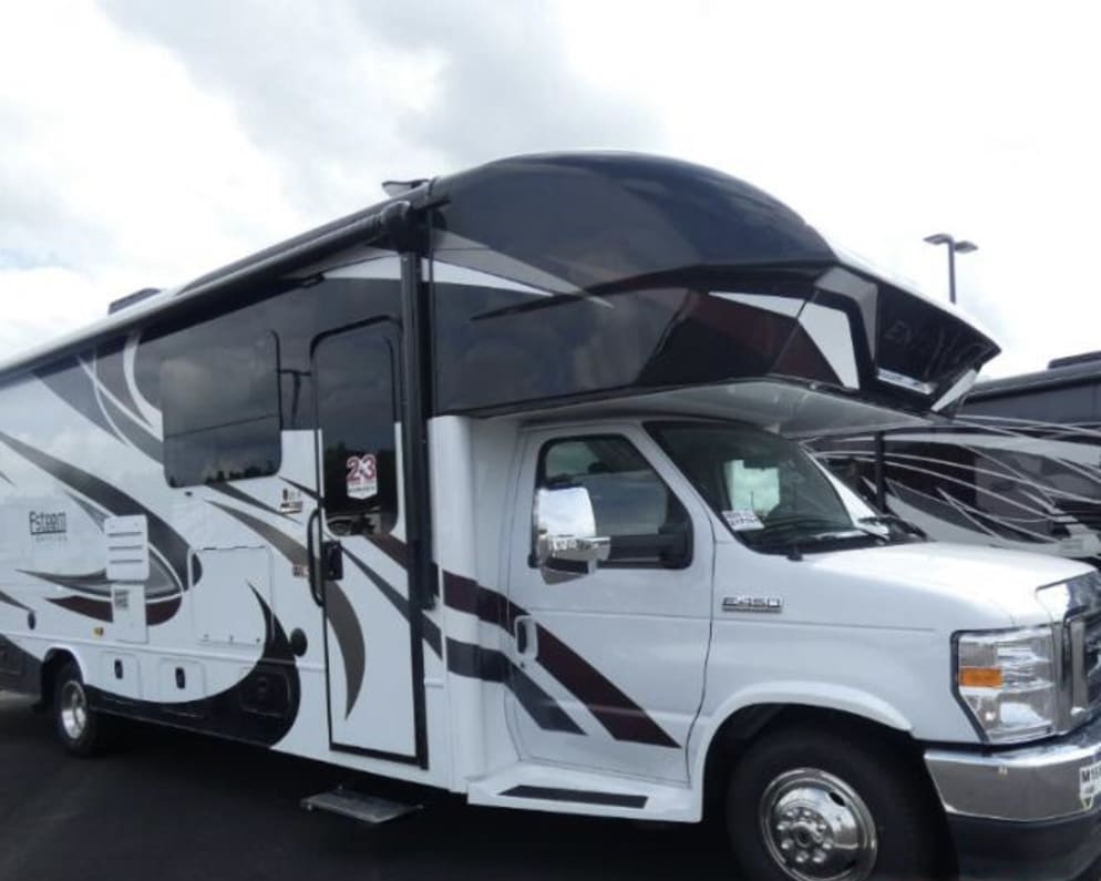 2021 Class C RV for Rent in Spicewood, Texas