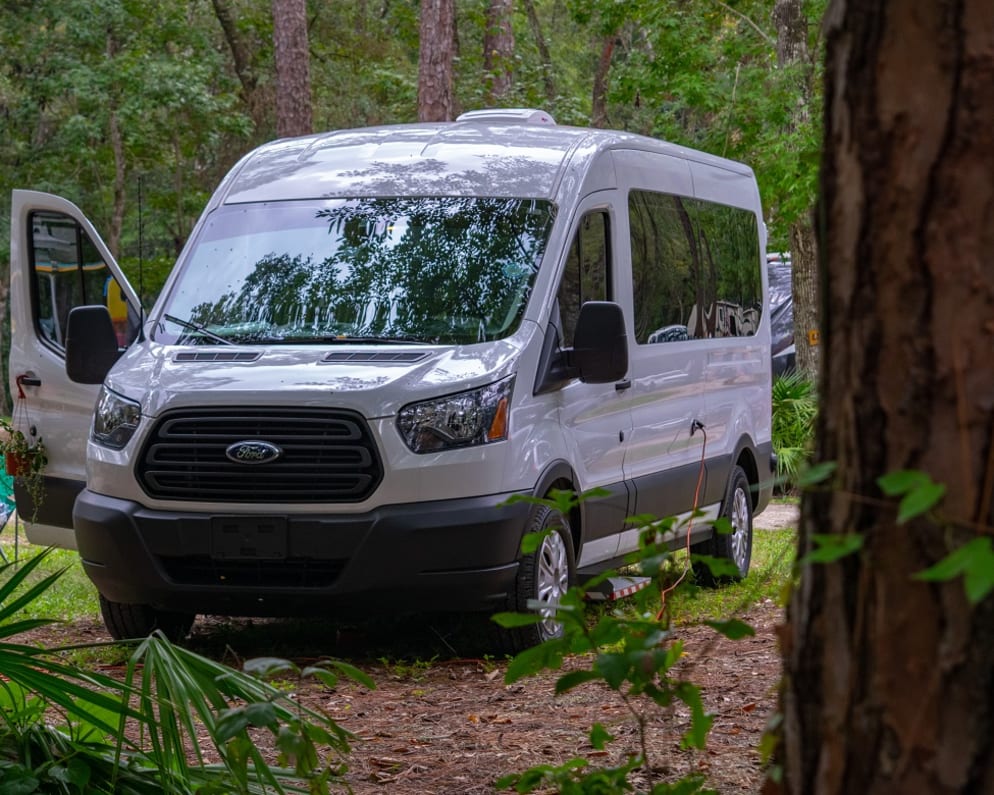 2019 Class B RV for Rent in Hallandale Beach, Florida - RVUSA.com