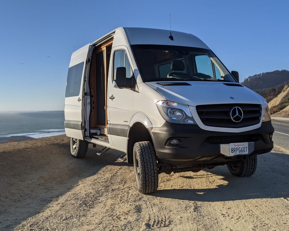 2014 Class B RV for Rent in Santa Cruz, CA - RVUSA.com