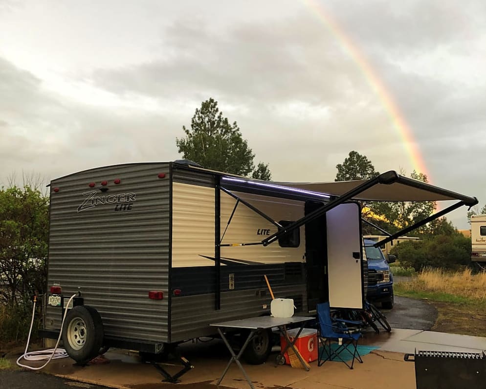2020 Zinger  by Crossroads for rent in 80125