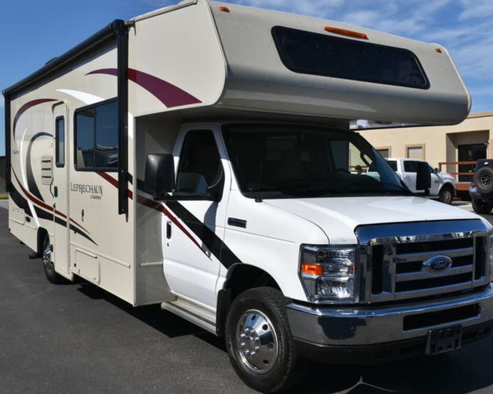 2020 Class C RV for Rent in Stanton, California