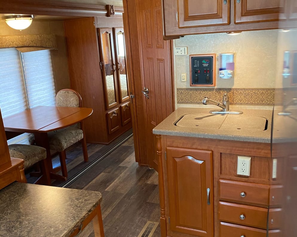 2008 XL  by Georgetown for rent in 93270